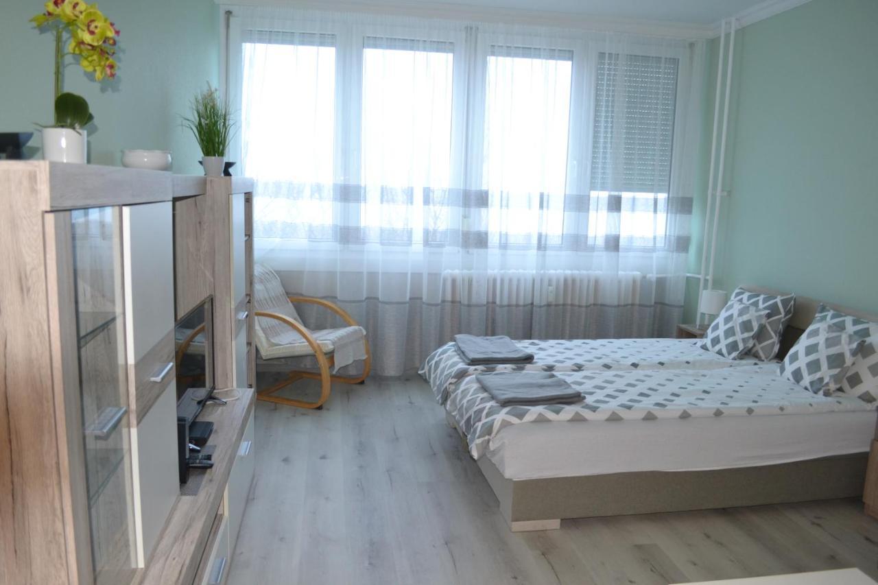 Sweet Dreams Apartman Nyiregyhaza Ngoại thất bức ảnh